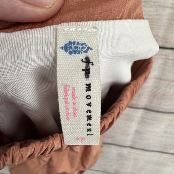 FP Movement Shorts Womens XS High Rise Smocked Waist Active Running Athletic Gym - Picture 5 of 9